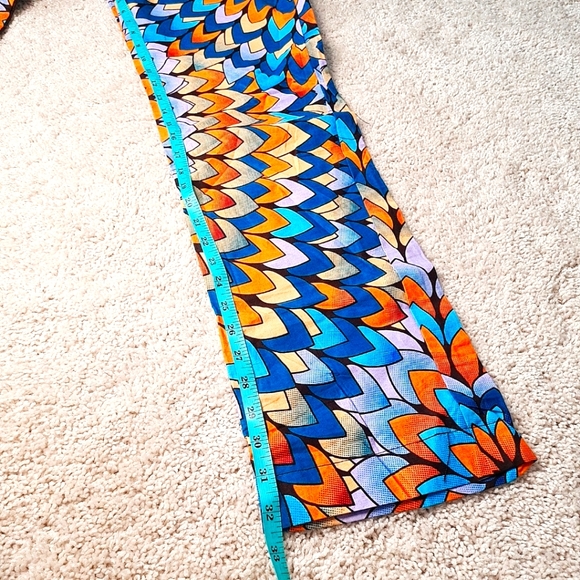 African print material multi color jumpsuit - Picture 7 of 10